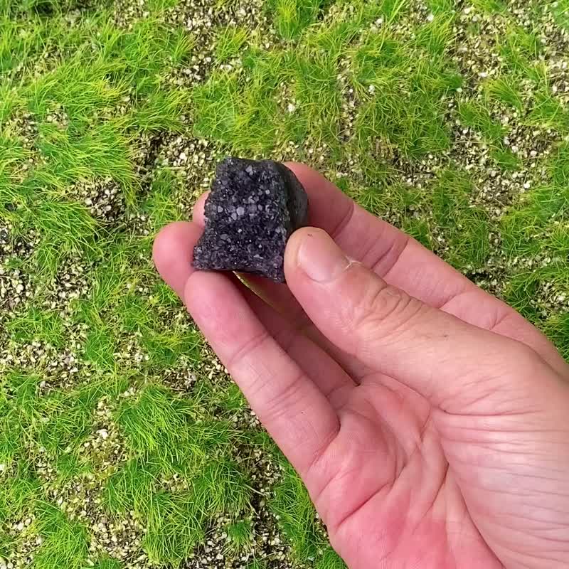 小小能量摆件-天然小小迷你满天星紫晶镇 紫水晶 办公室 疗愈 - 摆饰 - 水晶 紫色