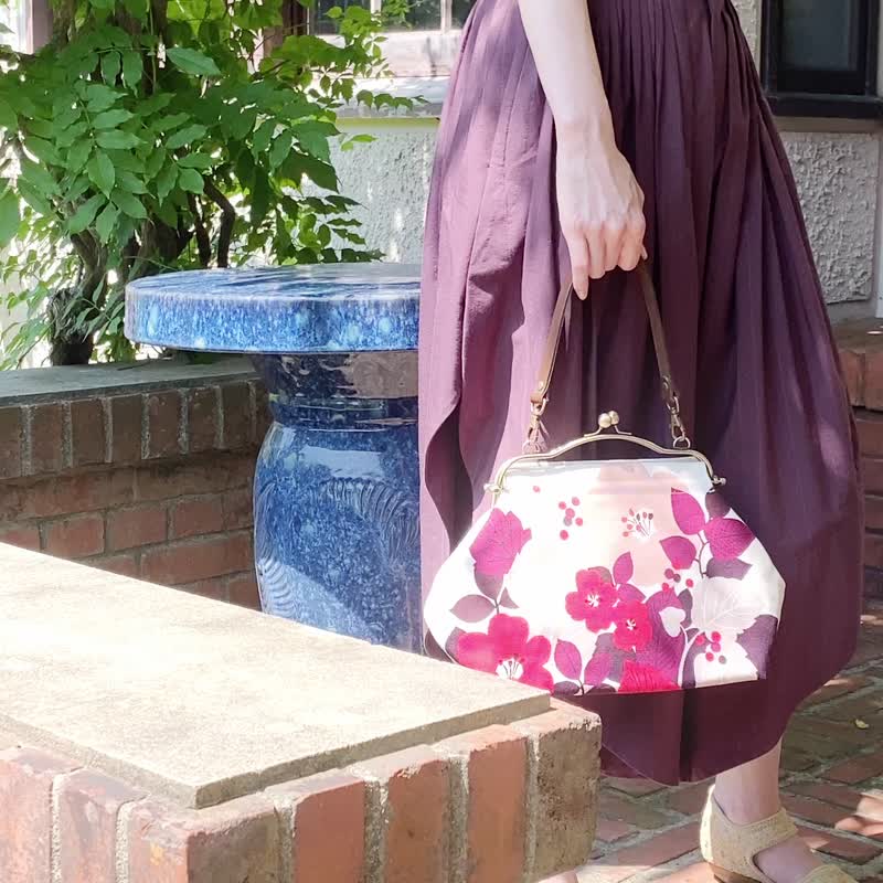 横长便携口金包 花萌黄 【 日本制 】手提包 Frame Bag - 手提包/手提袋 - 棉 红色