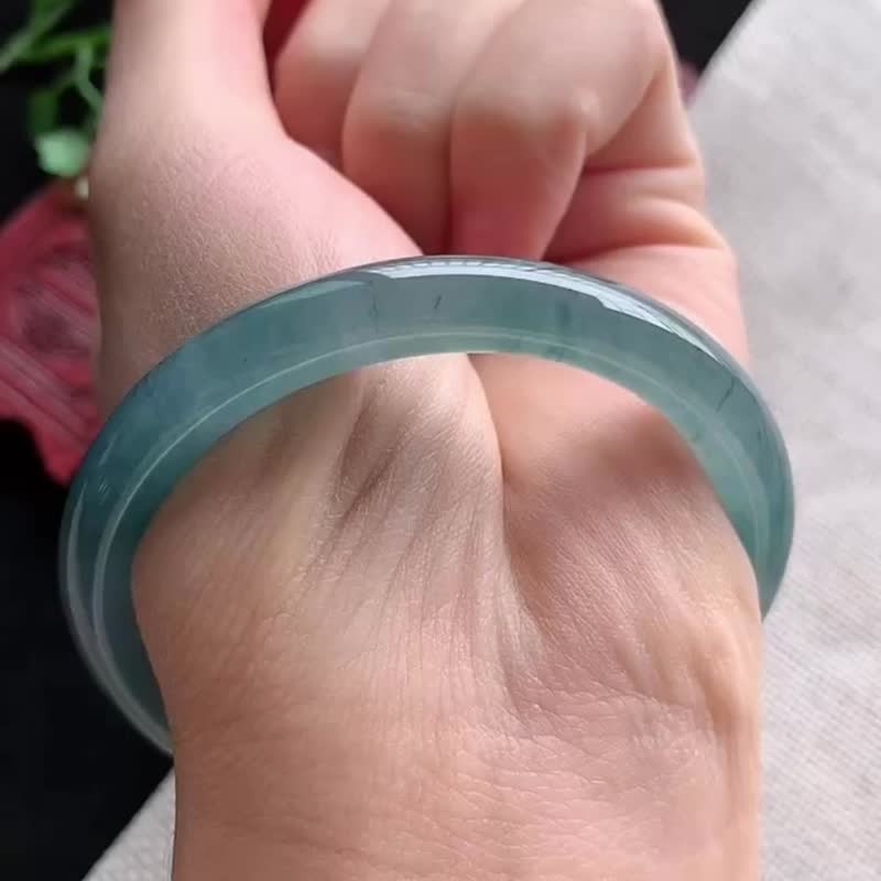 冰种 危地马拉 天然翡翠 缅甸 A玉 玉镯 • 冰种蓝水翡翠圆镯 - 手链/手环 - 玉石 蓝色