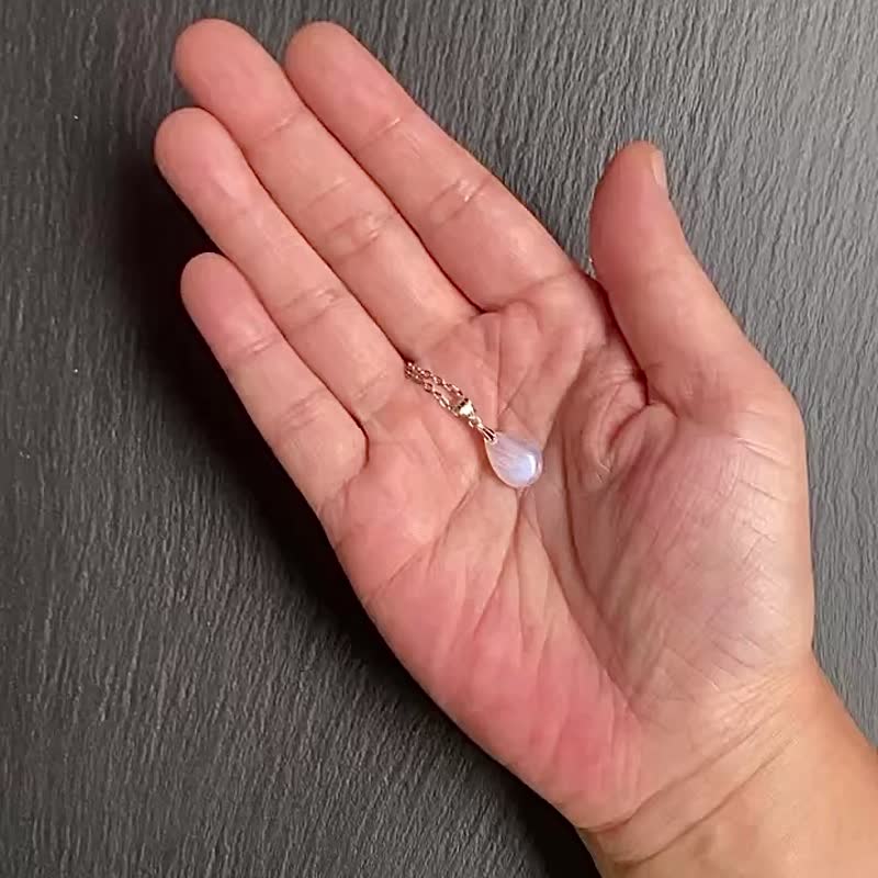 天然秀气蓝月光石 旺财运 旺姻缘 925纯银钛钢项链 - 项链 - 水晶 蓝色