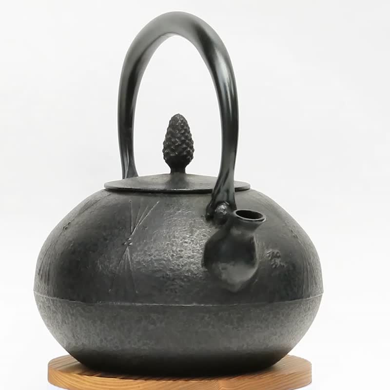 南部铁器 铁瓶 手工铁壶 金野和秋作 丸形松1.5L 日本制 - 茶具/茶杯 - 其他金属 黑色