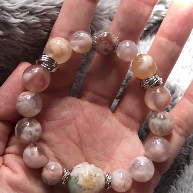 樱花玛瑙手串 手链 手链 龙纹 牛血红 焦糖 菜园子 果冻 玉化绿 - 手链/手环 - 水晶 多色