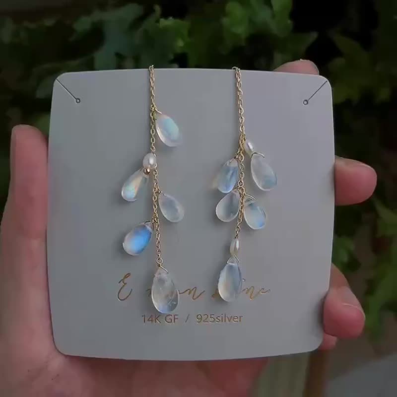 不对称顶级月光石耳链 颗颗满光蓝晕幻彩 14K - 耳环/耳夹 - 水晶 蓝色