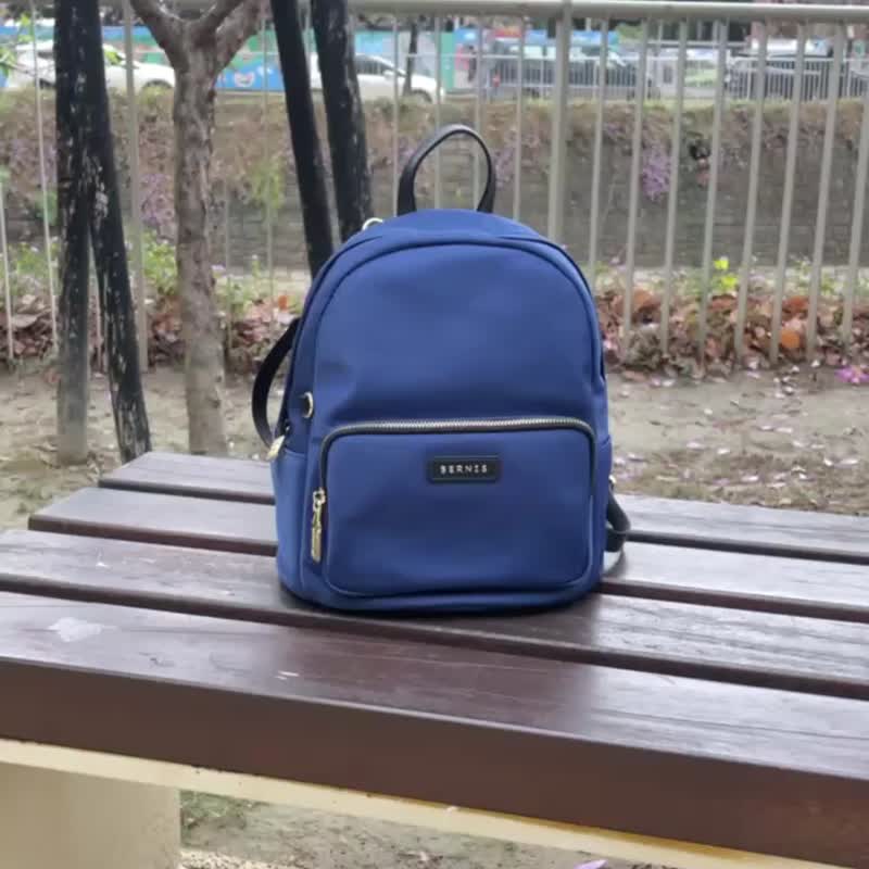 midd塞斯后背包-宝蓝色 轻巧实用 防拨水材质 - 后背包/双肩包 - 尼龙 蓝色