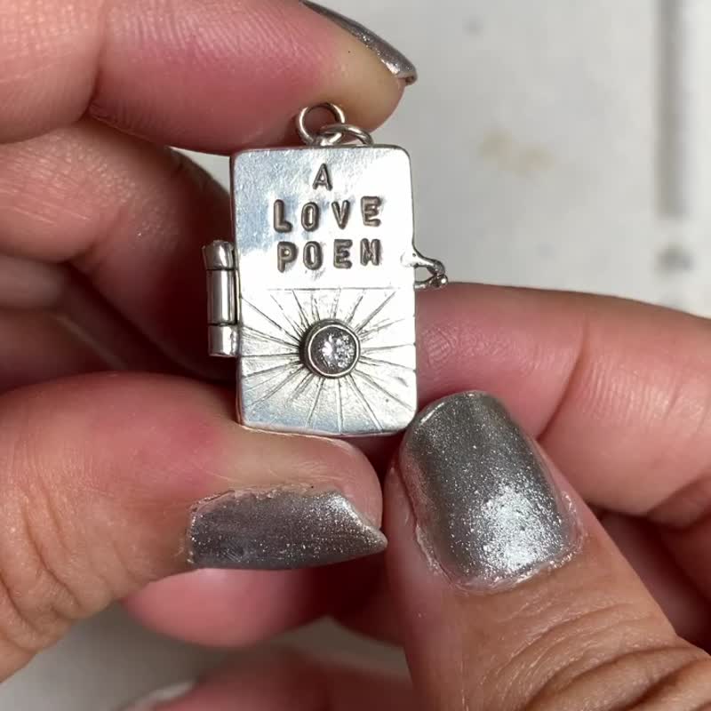 MIH 金工首饰 | 迷你书 - 一首情诗 你是钻石-纯银项链 - 可打开 - 项链 - 纯银 银色