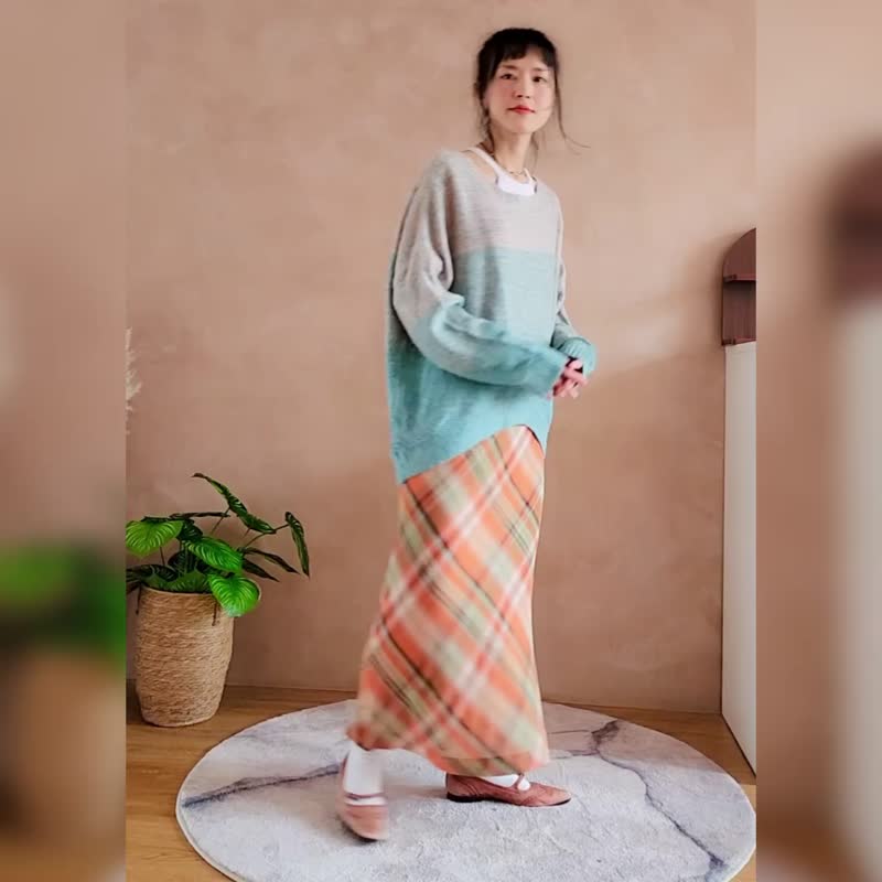 落肩渐层毛衣【日本古董衣】永续是最奢华的精品 - 女装针织衫/毛衣 - 压克力 绿色
