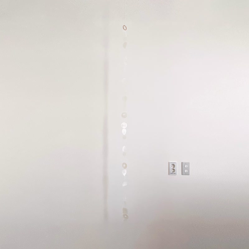 DIY套件|赫尔辛基黎明市场-Milk O.White-Mix|贝壳风铃手机|#0-467 - 其他 - 贝壳 白色