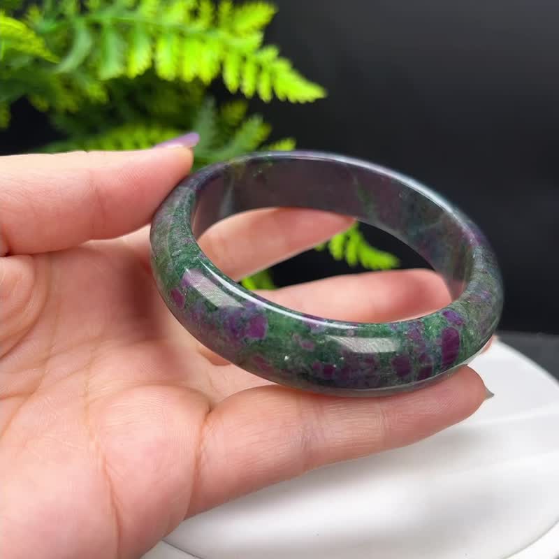 巴西高品红绿宝手镯59MM 异象落梅星光红宝石黝帘石手环 端庄高雅 - 手链/手环 - 宝石 