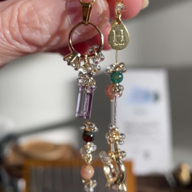 春色天然石耳针 - 耳环/耳夹 - 半宝石 多色