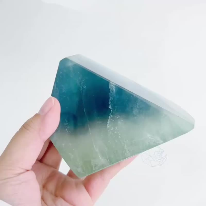 萤石 随形 海蓝 星空光 带彩虹光 碧蓝 清碧 蓝萤石 绿萤石 - 摆饰 - 水晶 多色