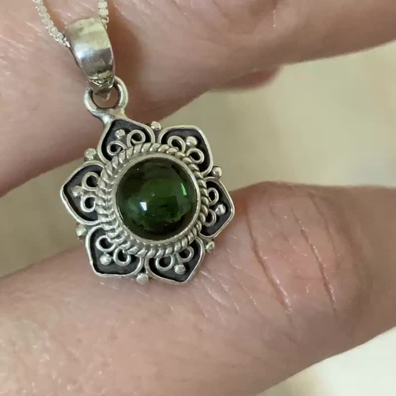 天然 碧玺 坠 项链 尼泊尔制 925纯银 - 项链 - 半宝石 绿色