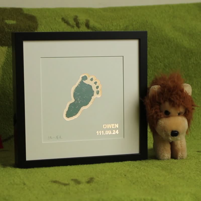 【宝宝小脚丫】立体纸雕气氛灯 / 定制款 × 弥月纪念礼物 - 满月礼盒 - 纸 白色