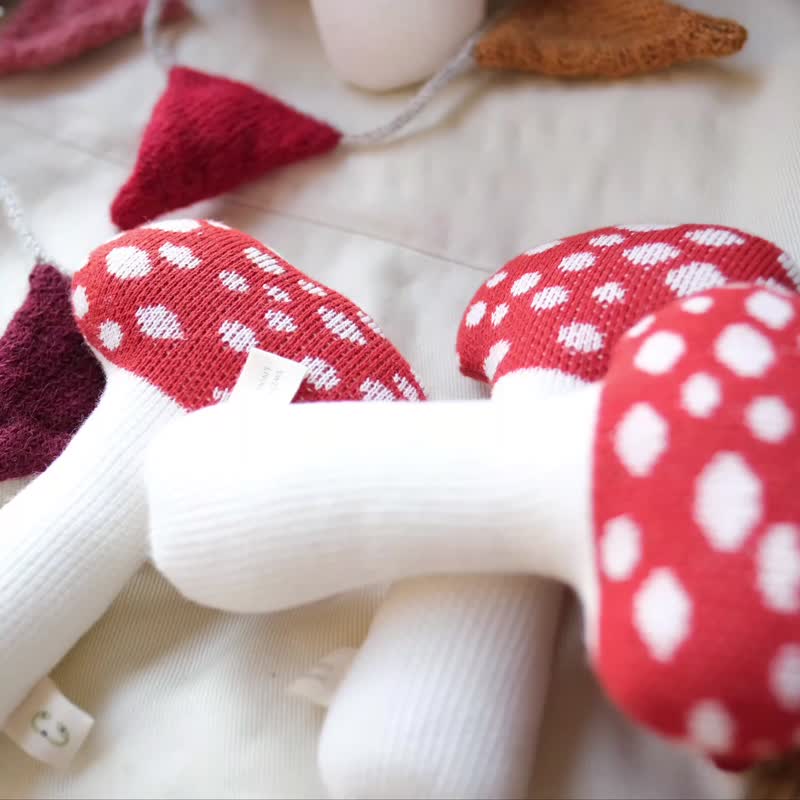 纯棉宝宝蘑菇摇铃 婴儿安抚玩具 - 玩具/玩偶 - 棉．麻 