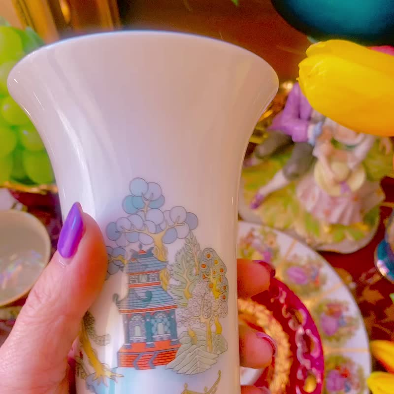 英国制 Wedgwood 手绘花瓶 花器 笔筒 库存品 母亲节送礼 - 花瓶/陶器 - 瓷 多色