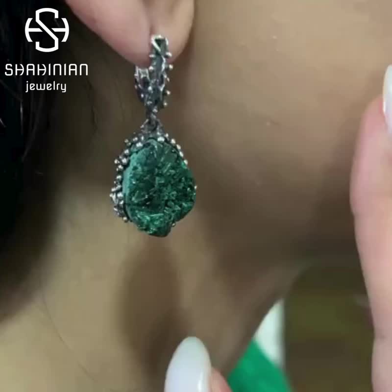 树枝银饰套装配绿色孔雀石 原石绿色宝石首饰 - 耳环/耳夹 - 纯银 绿色