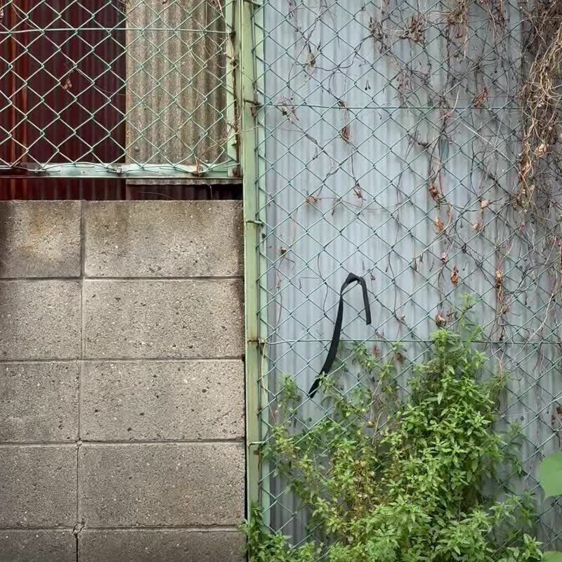 头巾拼贴 T 恤 - 女装 T 恤 - 棉．麻 