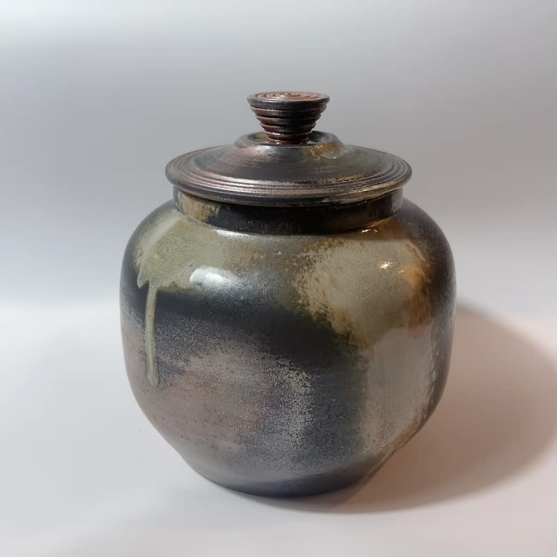 柴烧两斤古朴茶仓 / 火痕落灰茶仓 / 小平凡手作 - 其他 - 陶 卡其色