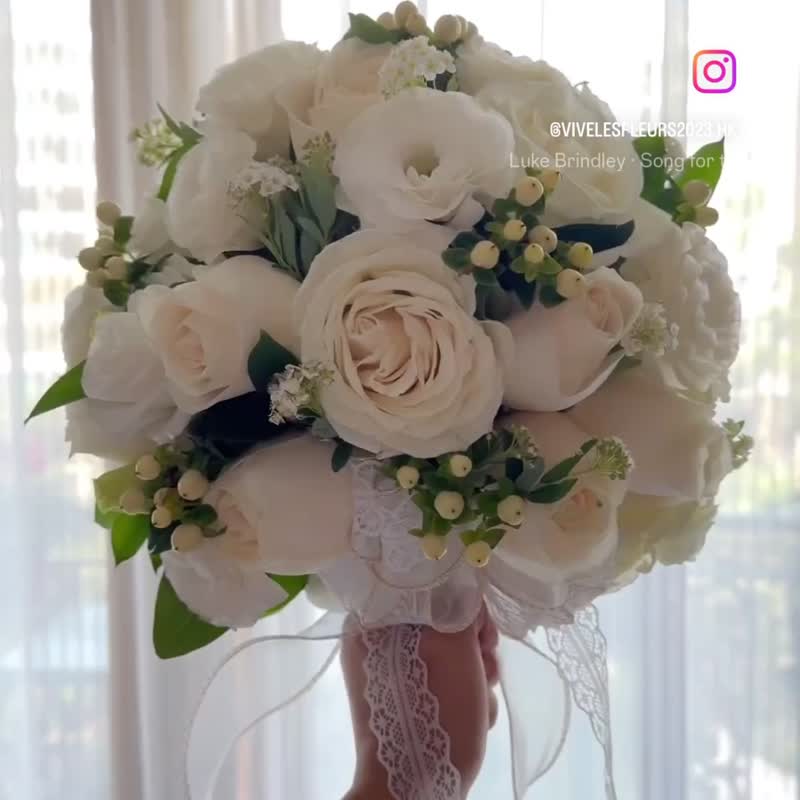 经典维多利亚风圆形鲜花球 Classic Victorian Domed Bouquet - 植栽/盆栽 - 植物．花 白色