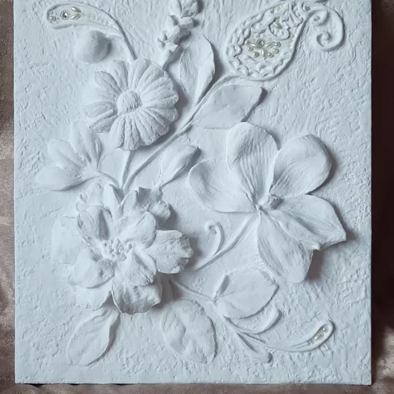 雕塑墙艺术带珍珠的白色浅浮雕植物艺术品花卉 3d 石膏浮雕 - 墙贴/壁贴 - 其他材质 白色