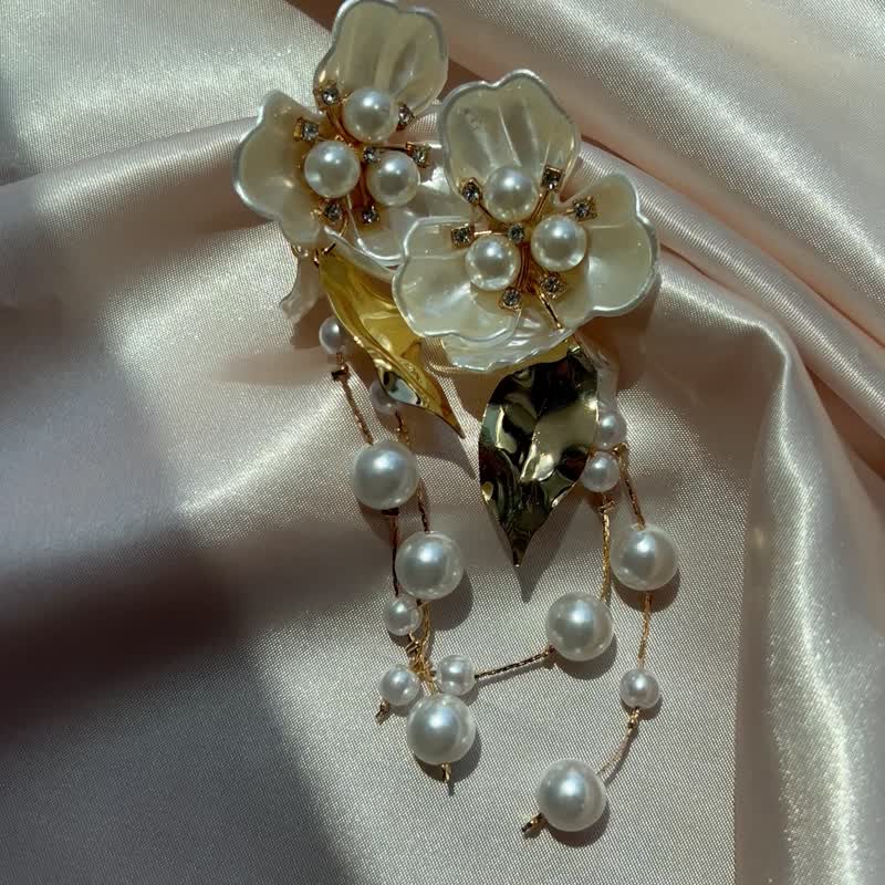 婚礼婚礼新娘新娘花大珍珠耳针 - 耳环/耳夹 - 其他金属 金色