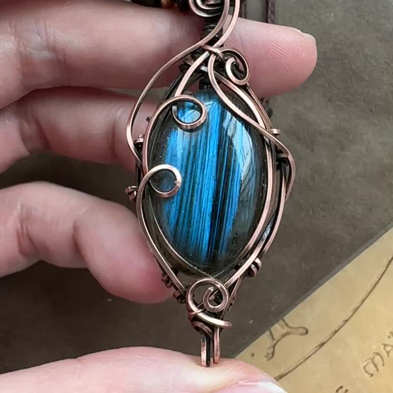 WW328 全手工编织 绕铜线复古做旧 wire wrap 拉长石吊咀 - 项链 - 铜/黄铜 咖啡色