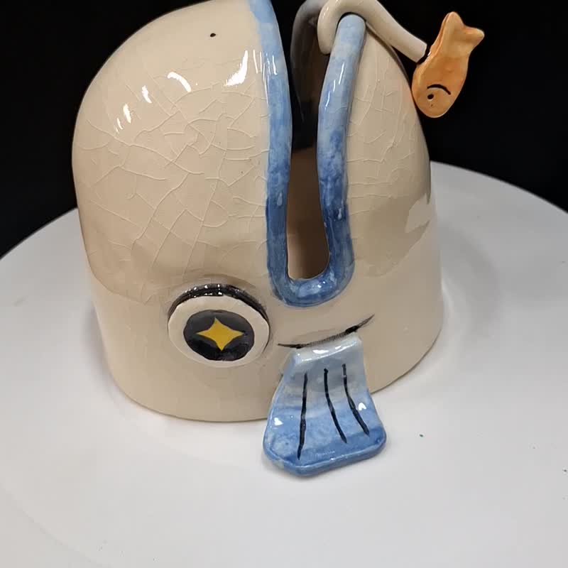 【陶版成型】花器/置物/装饰鱼钩－渐层星星鱼头花器 - 花瓶/陶器 - 陶 蓝色