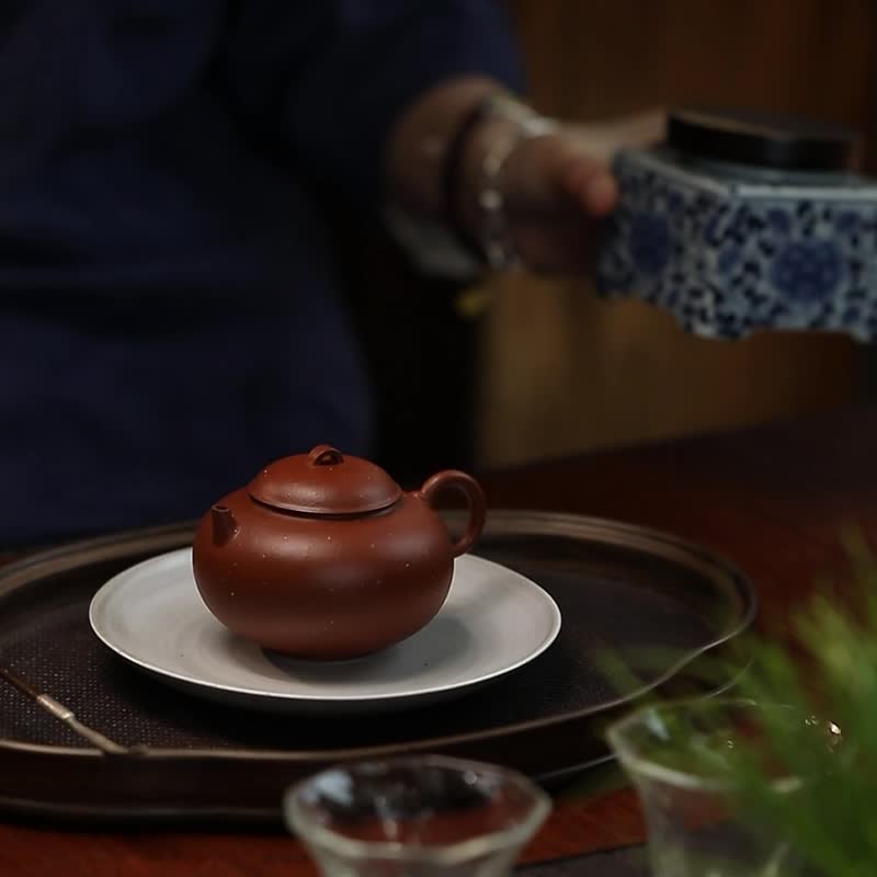 梨系列 朱泥鸣梨 非遗高颜值紫砂小品新派极简茶器茶壶140cc - 茶具/茶杯 - 陶 红色