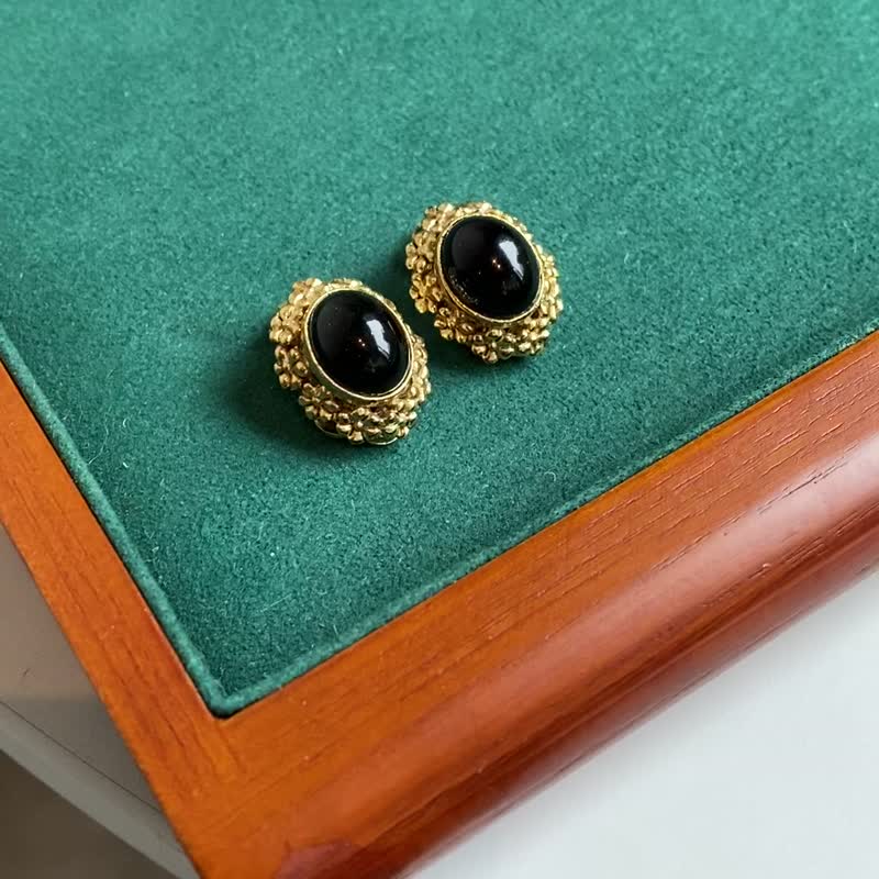 黑色古董耳环/复古耳环/耳夹耳环/Vintage Earrings/古董饰品 - 耳环/耳夹 - 其他金属 多色