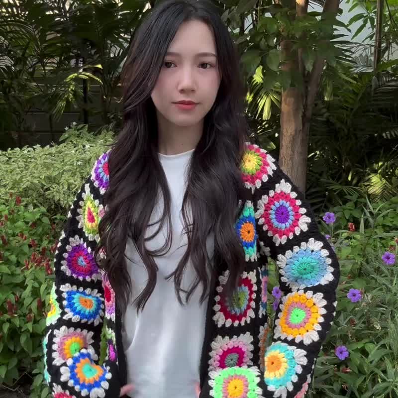 女士手工钩针祖母方格超大长袖开衫 - 波西米亚风 - 女装上衣 - 棉 黑色