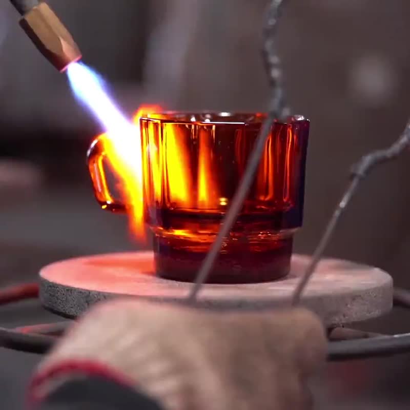 【过年礼盒】HMM永续的祝福-W Glass 琥珀玻璃杯盘礼盒组 礼物杯 - 其他 - 玻璃 咖啡色