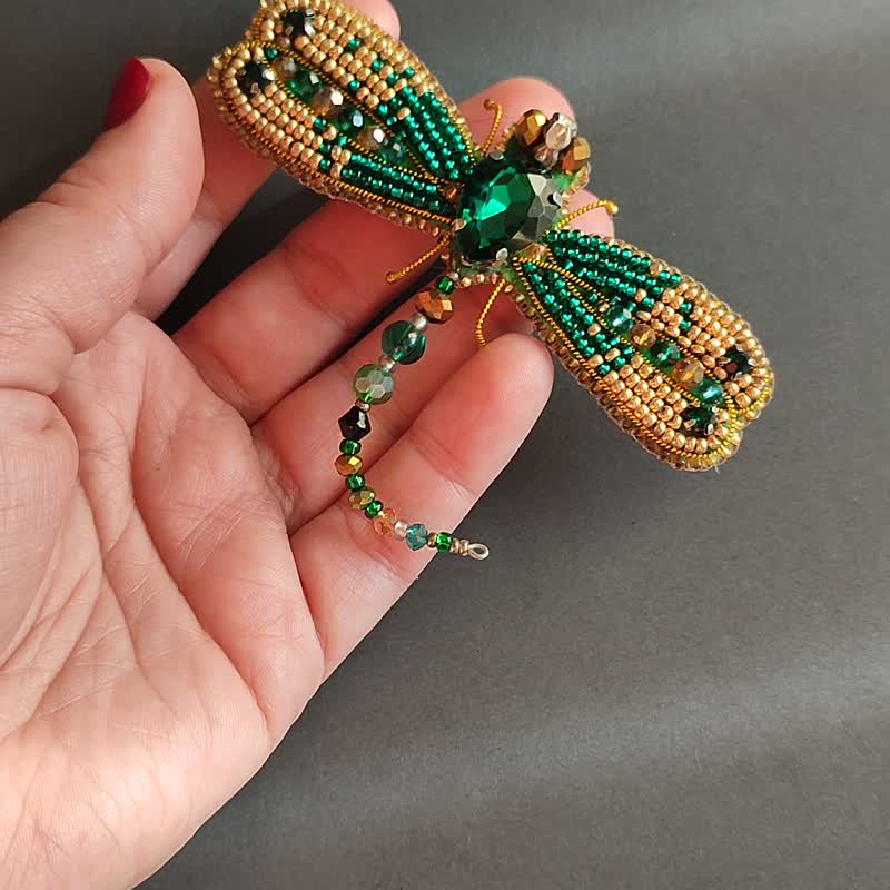 蜻蜓刺绣胸针  手工水钻串珠胸针  送给妻子的礼物  订制牛仔夹克 - 胸针 - 玻璃 