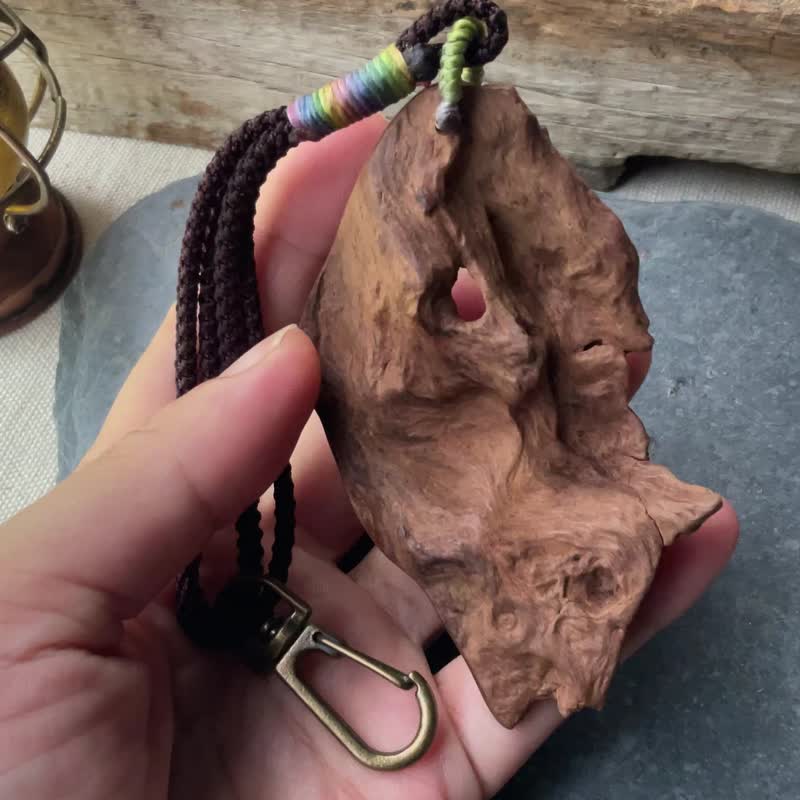 【儒慕】肖楠瘤木 吊饰 - 吊饰 - 木头 多色