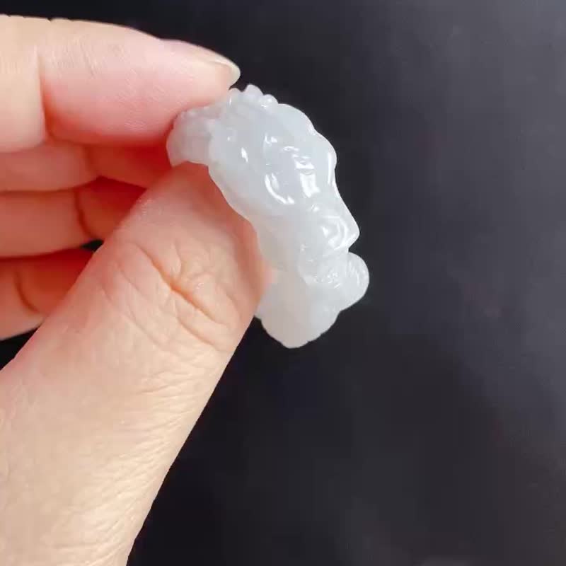 618 天然缅甸玉 翡翠 乌鸡 龙戒 手工雕刻 戒指 内径 20.4mm 招财 - 戒指 - 玉石 灰色