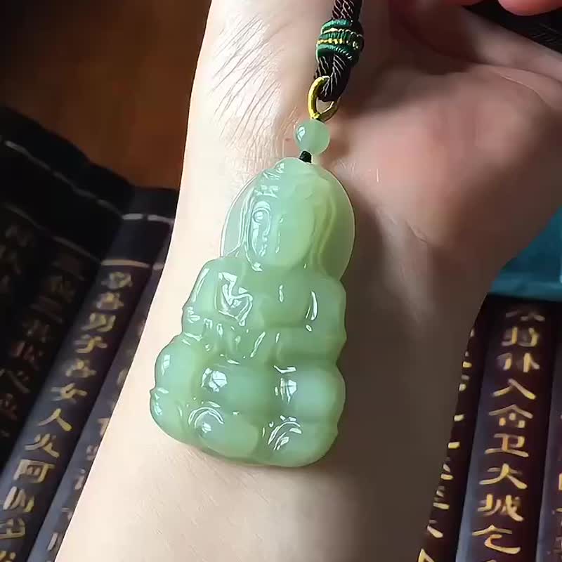 和田玉 晴水料精致 吊坠 精雕 观音菩萨 寓意 消灾解难 保平安 - 项链 - 水晶 