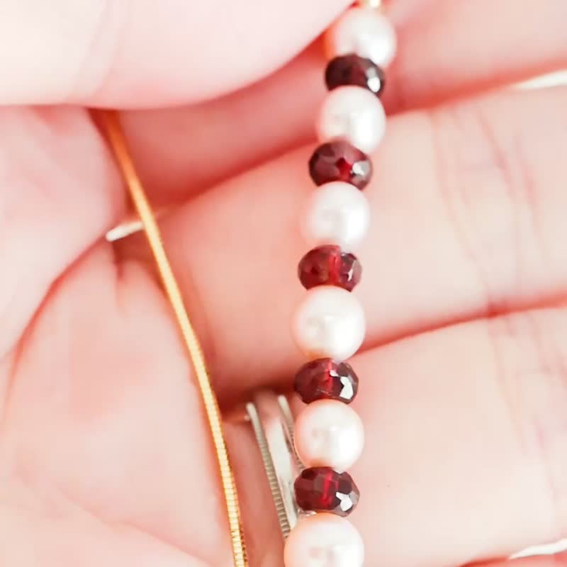 淡水珍珠与石榴石三用项链 蛇形链 衬托冬季穿搭的长款设计 - 项链 - 珍珠 粉红色