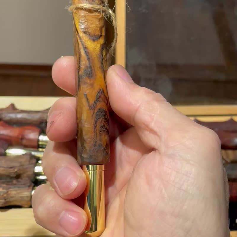 太阳虎斑黄连木 金铄钢珠笔-纯手削制作 - 钢珠笔 - 木头 金色