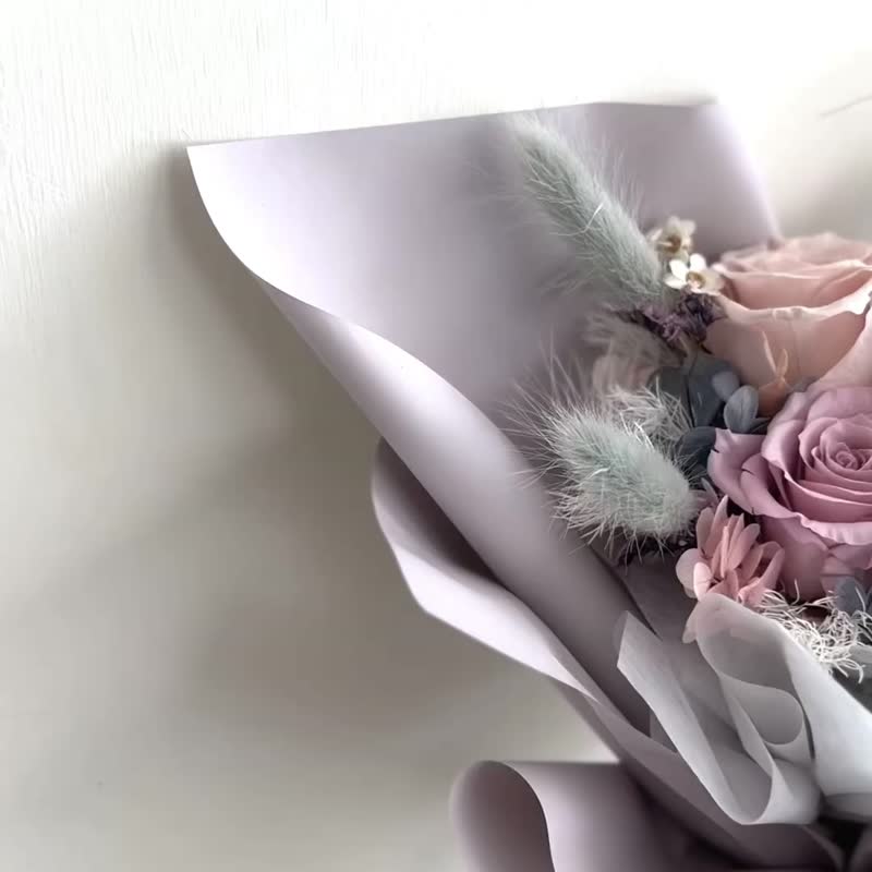 【永生玫瑰花花束】• 情人节/永生玫瑰花/永生玫瑰花花束/玫瑰花 - 干燥花/捧花 - 植物．花 紫色