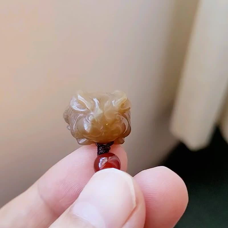 【亲翠】天然和田玉 新疆且末红糖玉 油亮软澎胖特色 生肖兔项链 - 项链 - 玉石 咖啡色