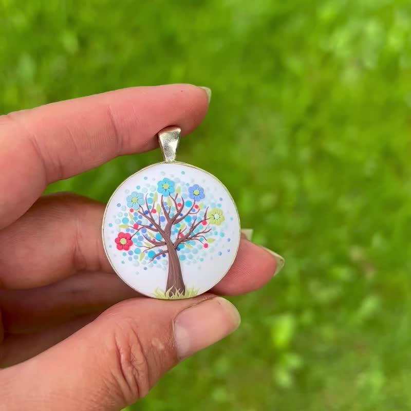 Tree Of Life Necklace Polymer Clay Pendant Good Luck Necklace Gift For Her - 项链 - 粘土 白色