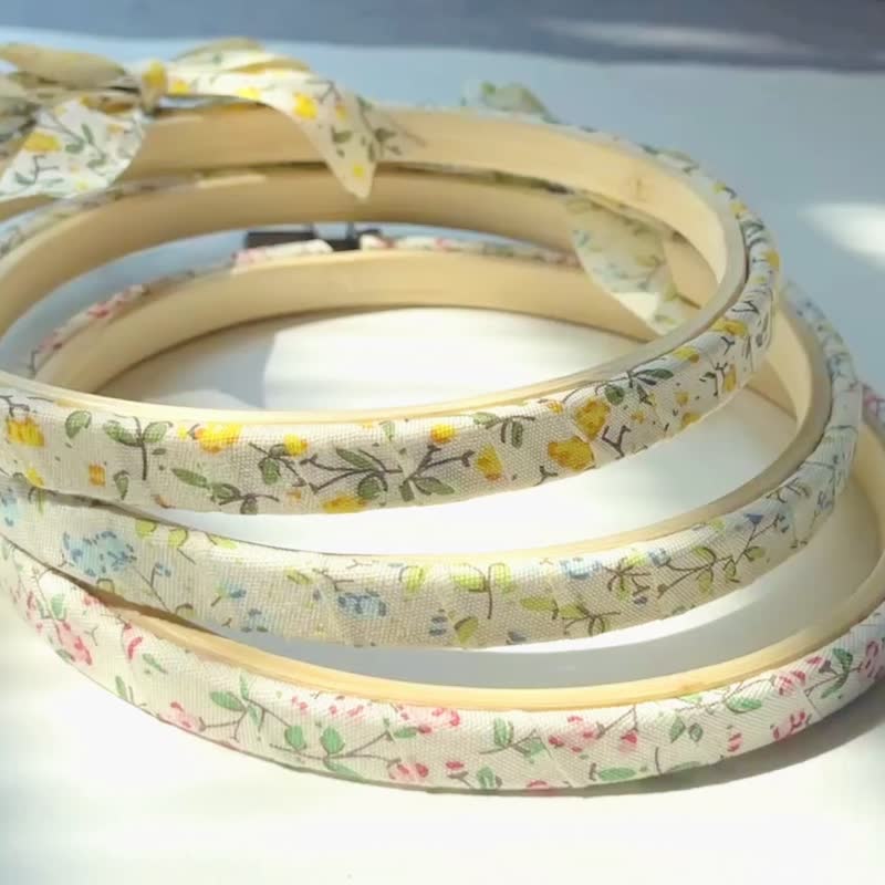 3 件套花卉布面刺绣框 附悬挂蝴蝶结 装饰展示框 - 编织/刺绣/羊毛毡/裁缝 - 竹 黄色