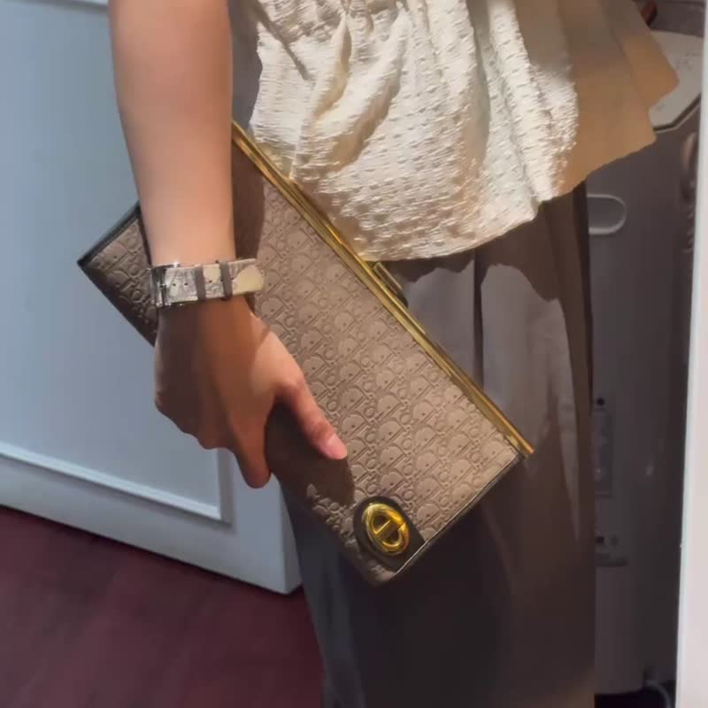 中古正品 Christian Dior 迪奥 浮雕皮革手拿包 晚宴包 clutch - 手拿包 - 真皮 灰色