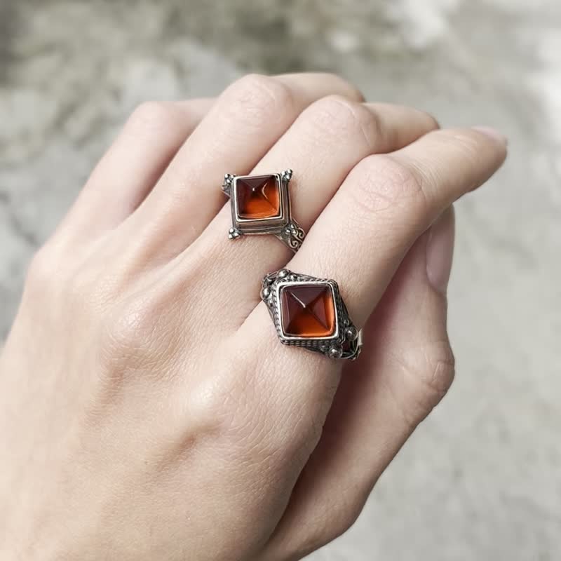 喜迎瑶 925银 红石榴石 天然石 石榴石 活口 戒指 民族风 嬉皮 - 戒指 - 水晶 银色