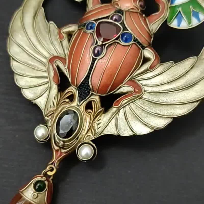 Egyptian Scarab Brooch,Scarab beetle,Egyptian Jewelry, Scarab Jewelry - 胸针 - 粘土 金色