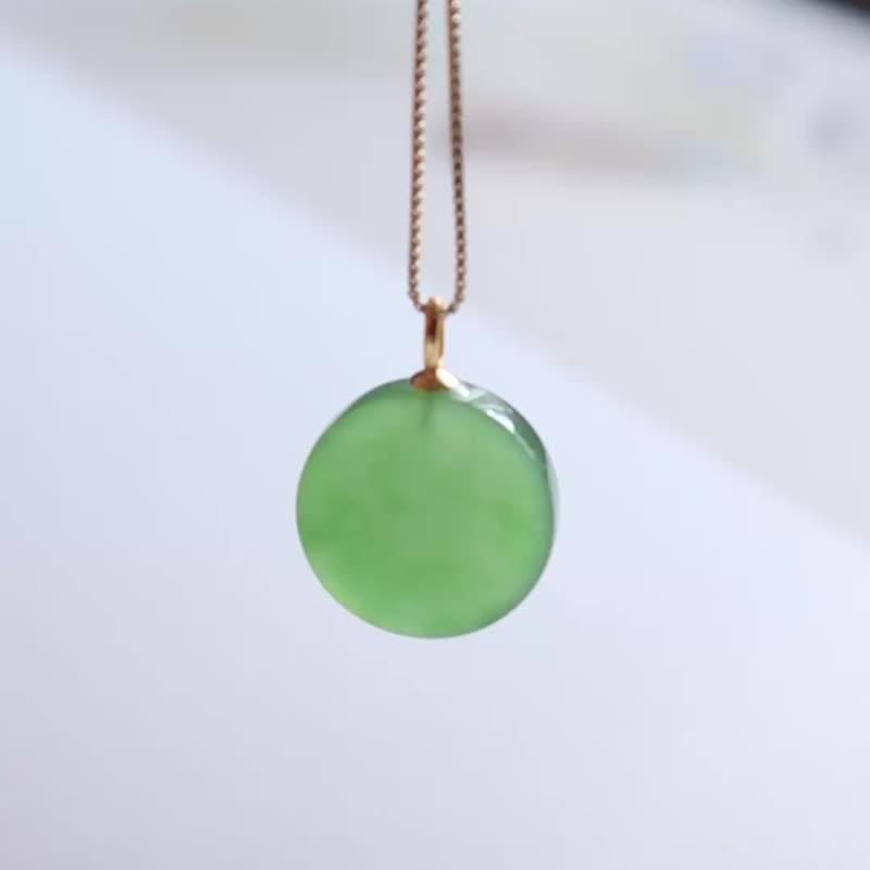 天然和田玉碧玉圆牌无事牌吊坠 18k金镶嵌 颜色翠绿玉质细腻 平安 - 项链 - 玉石 