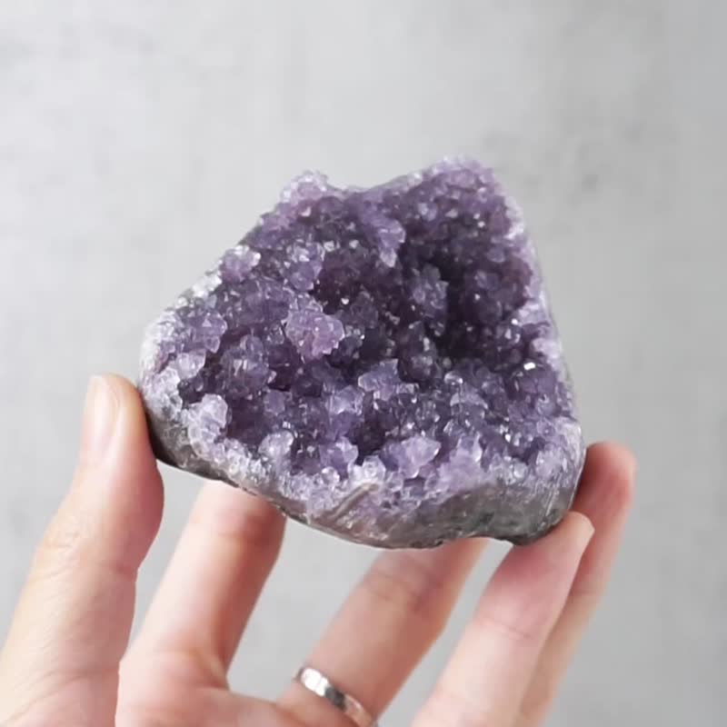 紫水晶花 水晶原矿 // 智慧 创意 镇宅化煞 // 赠底座 - 摆饰 - 水晶 紫色
