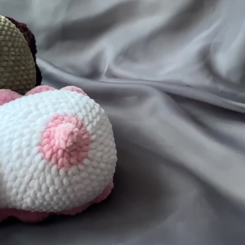 布布枕头。颈枕 有趣的圣诞节、生日礼物。女性乳房垫。 - 枕头/抱枕 - 聚酯纤维 白色