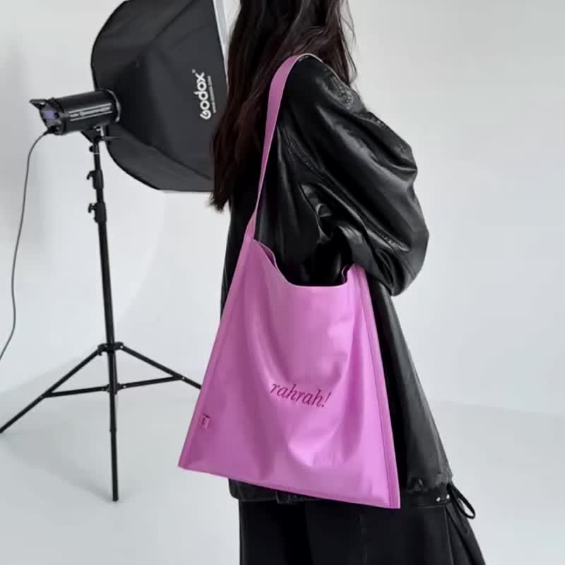 沙玫粉色 rahrah! 袋袋 5色 撞色繡線 大容量單肩包 通勤托特包 - 手提包/手提袋 - 其他人造纤维 粉红色