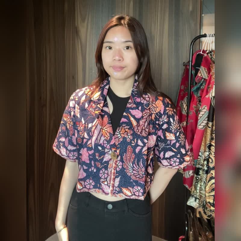 印尼蜡染短袖西装外套 RATNA - 缤纷蓝 - RAT004 - 女装上衣 - 棉．麻 蓝色