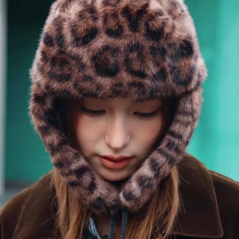 豹纹遮耳雷锋帽 保暖帽子 冬季帽 男女可 户外防风帽 摇粒绒内里 - 帽子 - 聚酯纤维 黑色