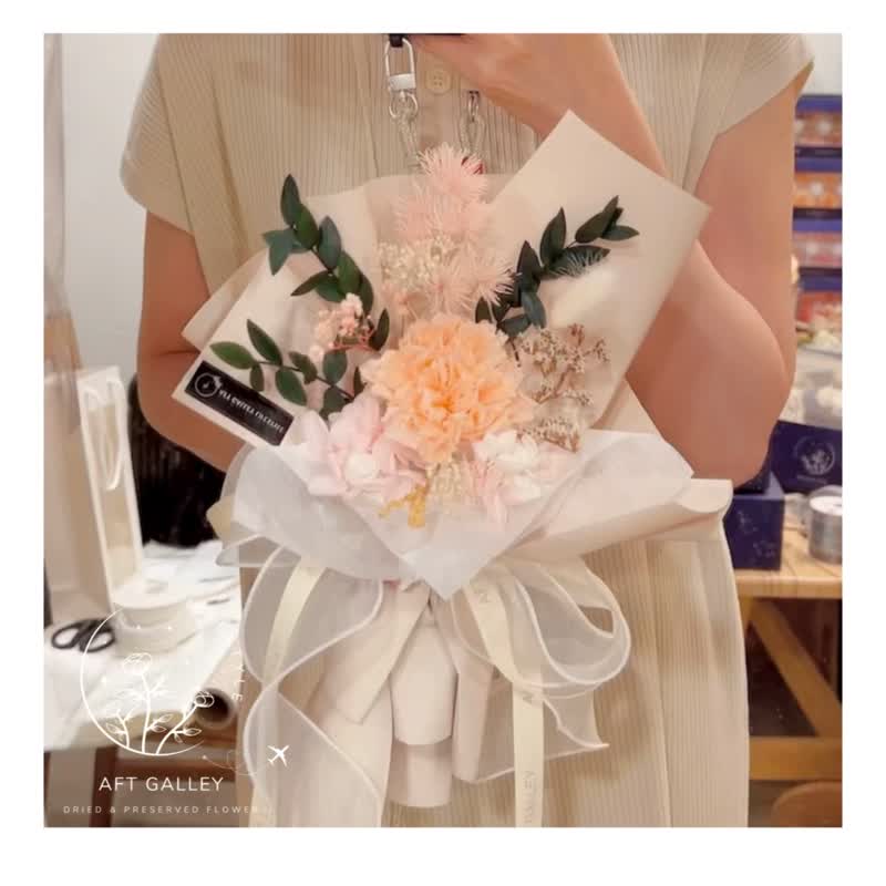 小型花束 永生花 保鲜花 康乃馨 母亲节 花礼 - 干燥花/捧花 - 植物．花 多色